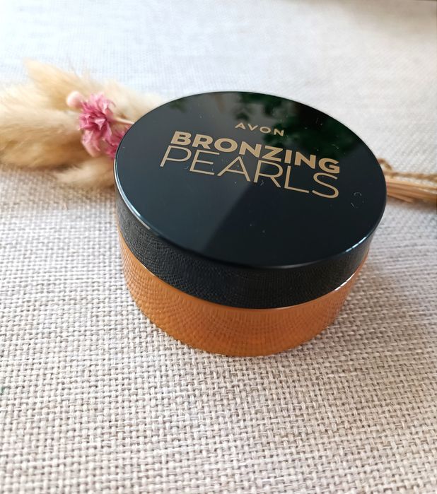 Puder brązujący kulki AVON Warm bronzer