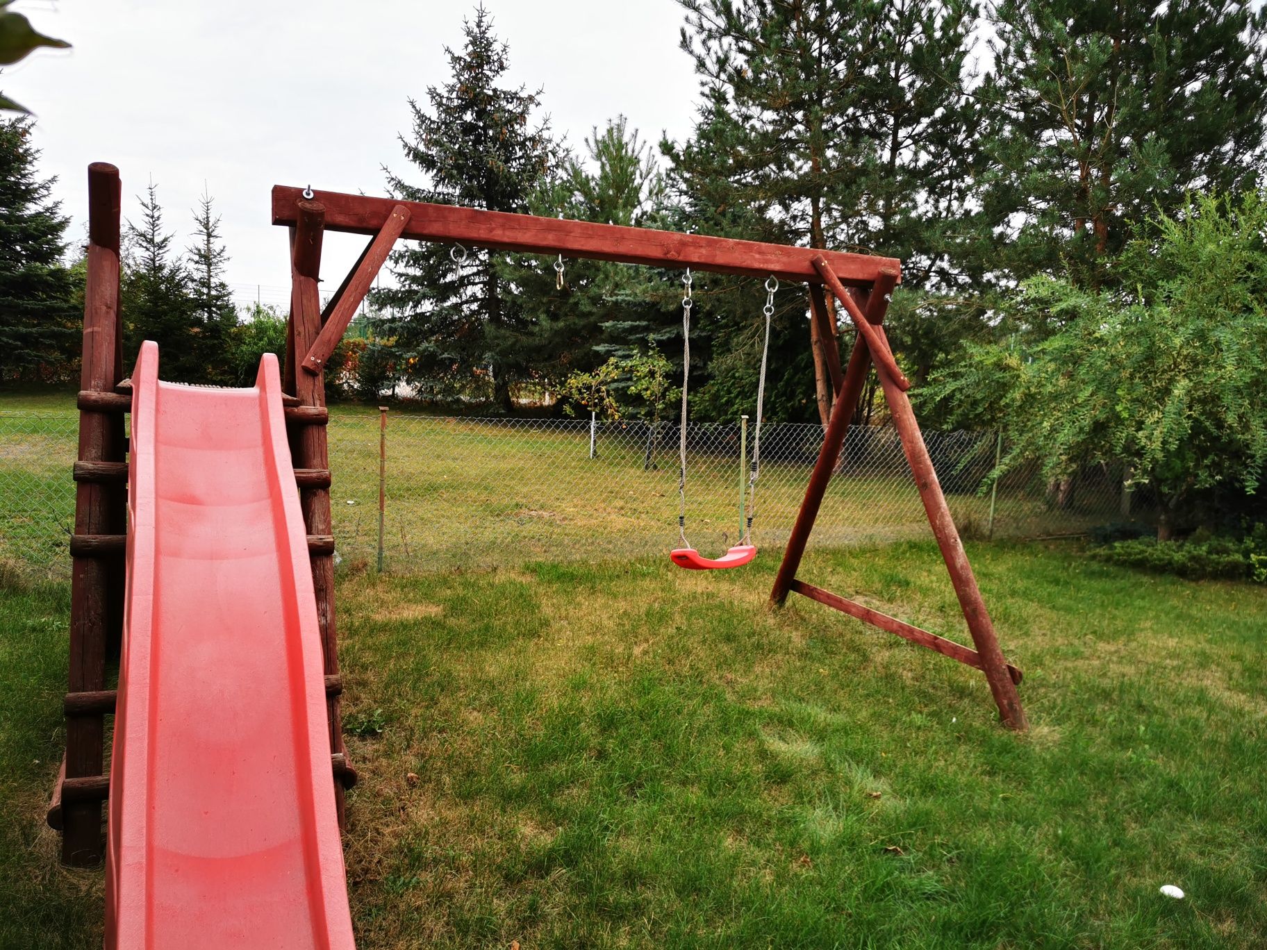 Huśtawka, ślizgawka ogrodowa