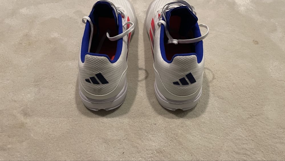 Sapatilha F50- 43