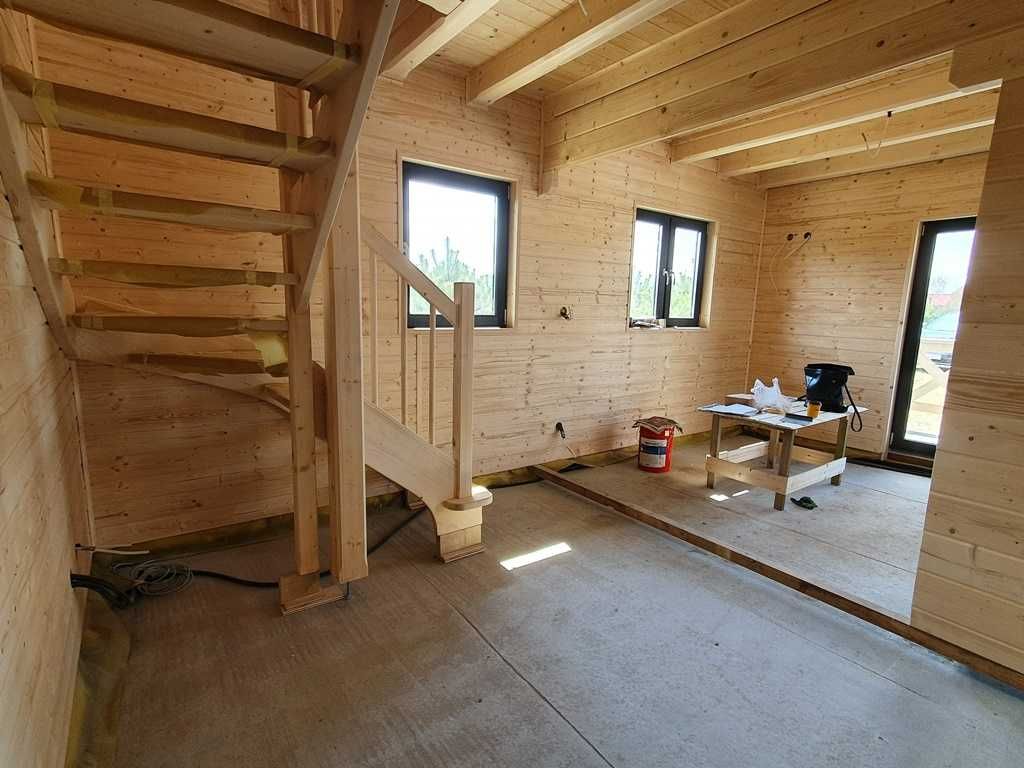dom drewniany 70m2 / całoroczny  LIZBONA
