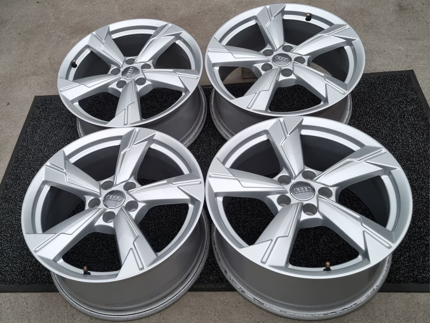 Felgi Alu 18" Audi A6 C8 C7 C6 A4 B9 B8 Q5 5x112 SuperStan Oryginalne