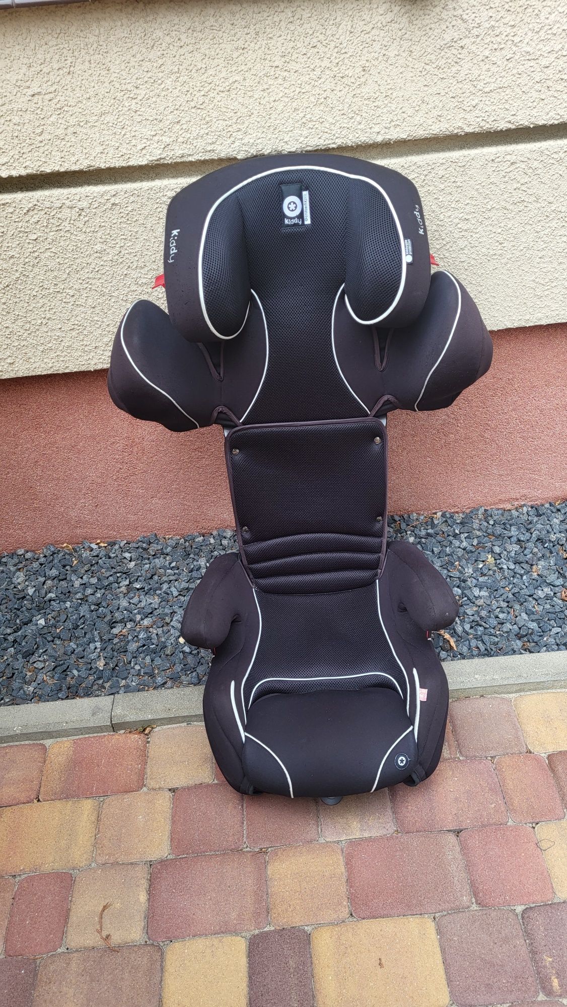 Fotelik Samochodowy Kiddy Cruiserfix Pro 15-36 + mata pod fotelik.