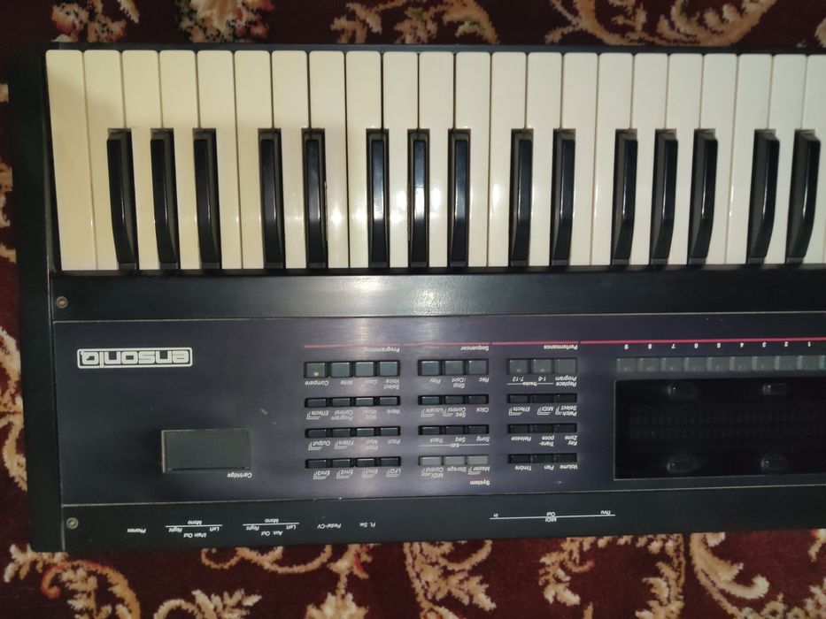 Ensoniq SD1- синтезатор + usb FDD