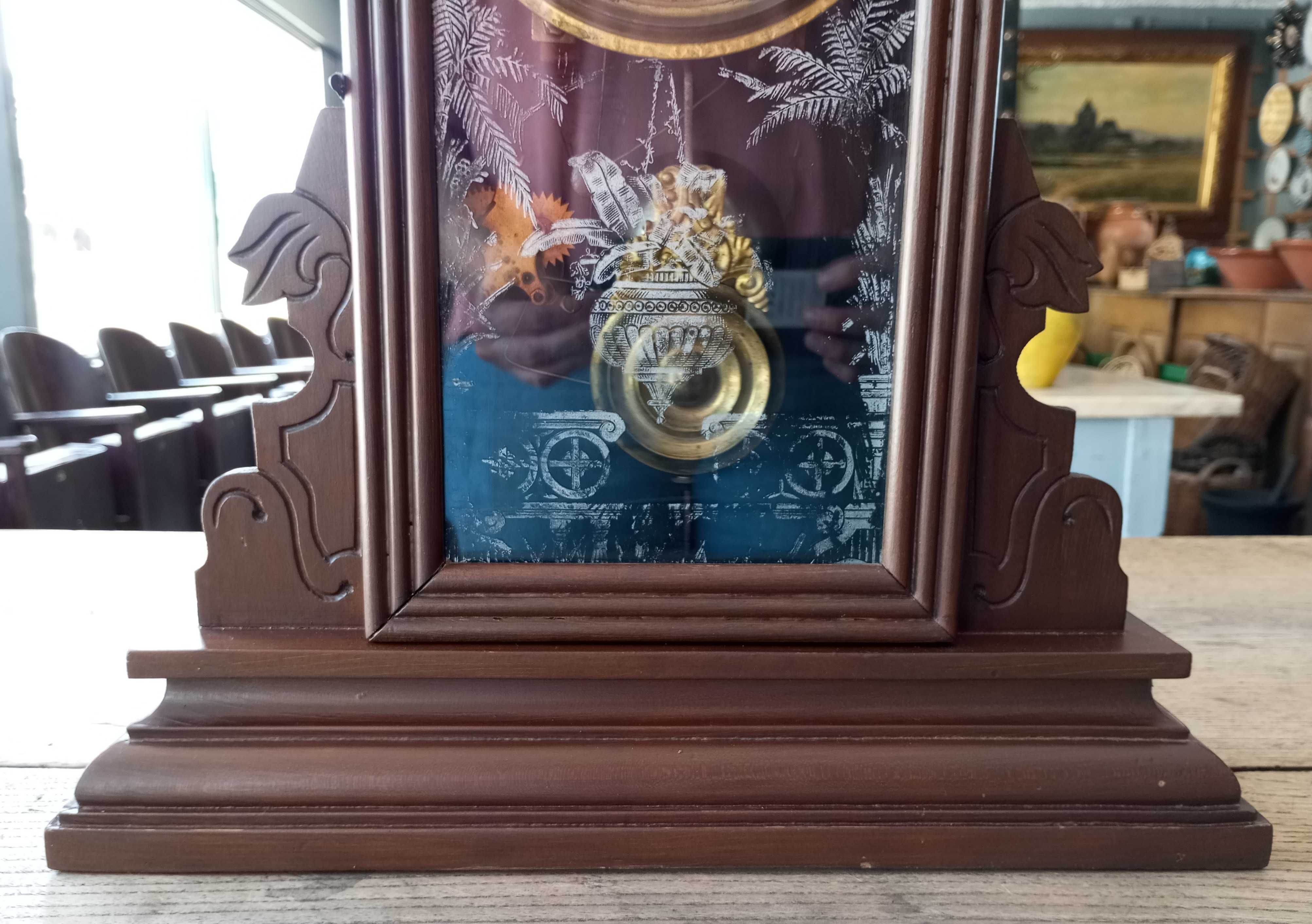 Antigo relógio de mesa Reguladora modelo Santarém