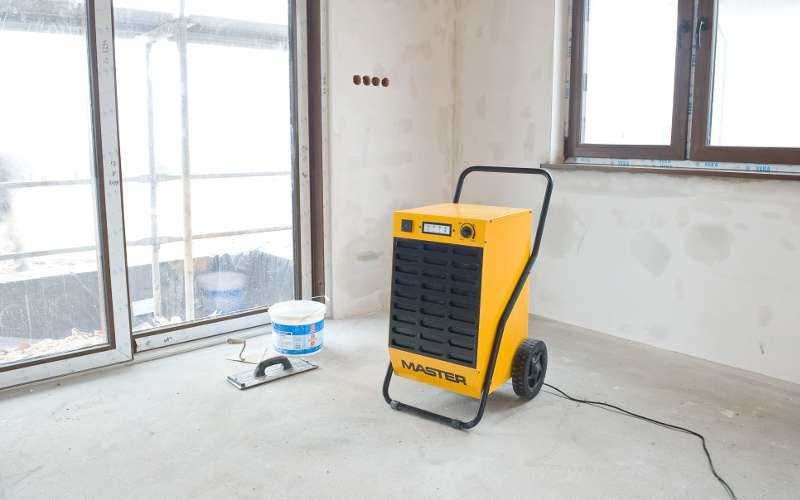 Budowlany osuszacz powietrza pochłaniacz wilgoci Master DH62 52l/doba