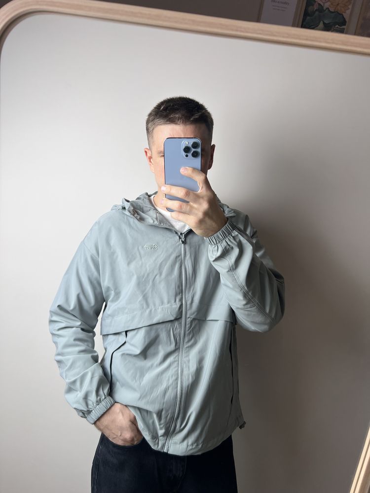 Чоловіча вітровка Pull&Bear  з капюшоном !!!