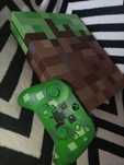 Xbox one s Minecraft edition 1tb pad