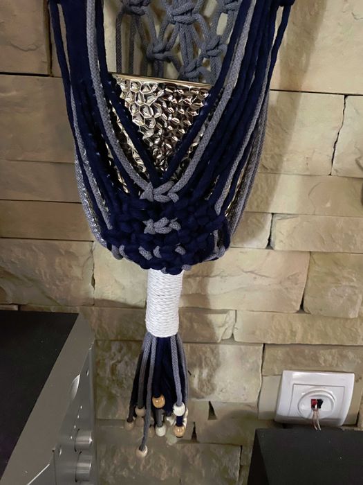 Kwietnik z makramy sówka