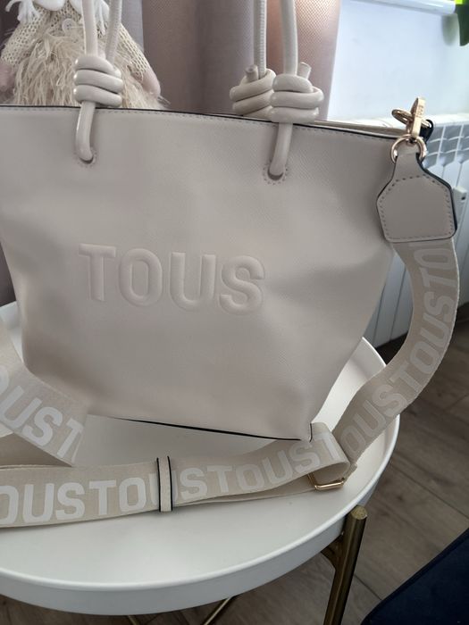 Jasno bezowa torebka Nowa Tous