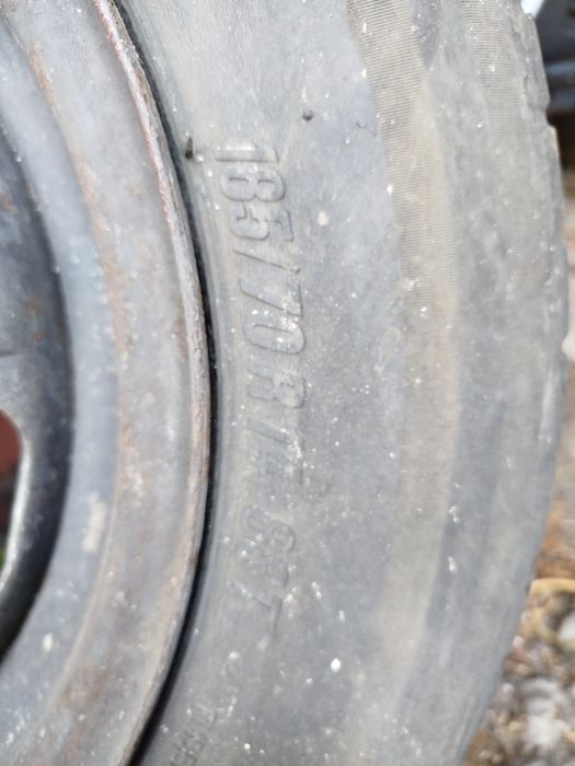 Запасне колесо r14 VW Passat b3.