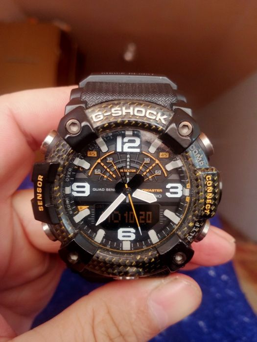 Продам часы Casio gg-b100