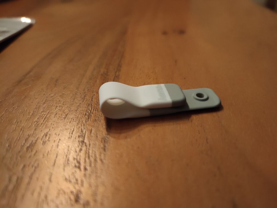 Opaska magnetyczna na kable Hama