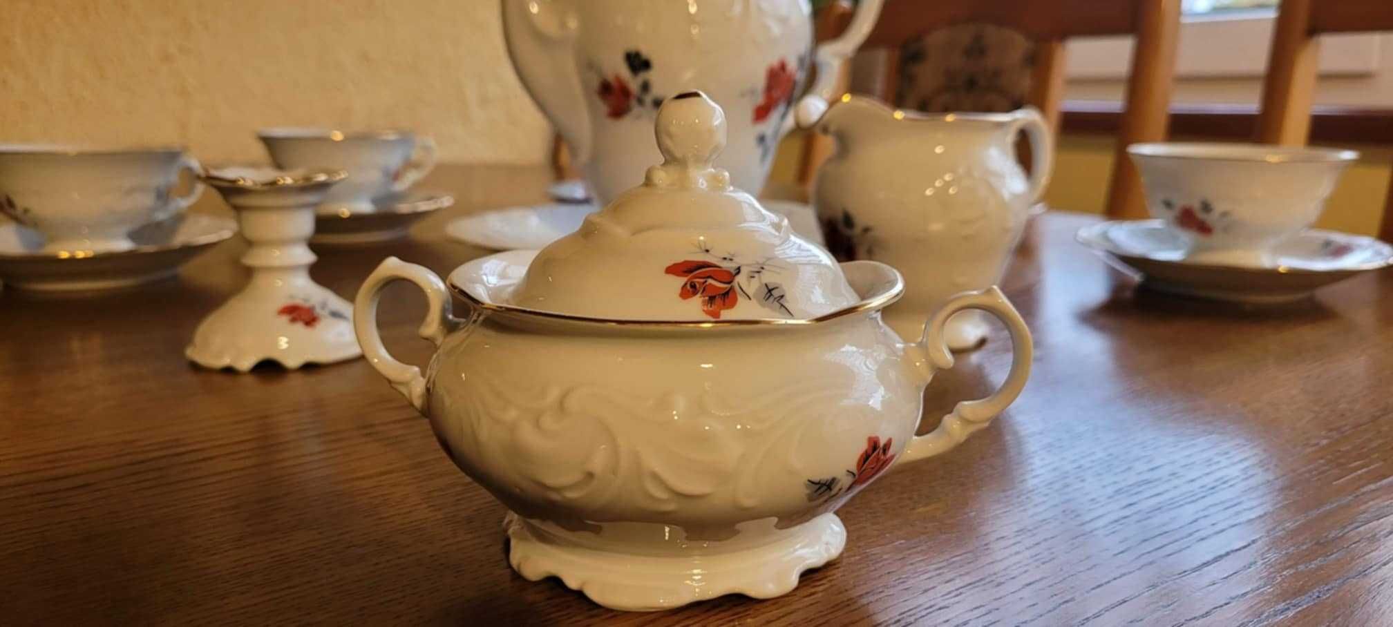 Serwis porcelanowy Wawel