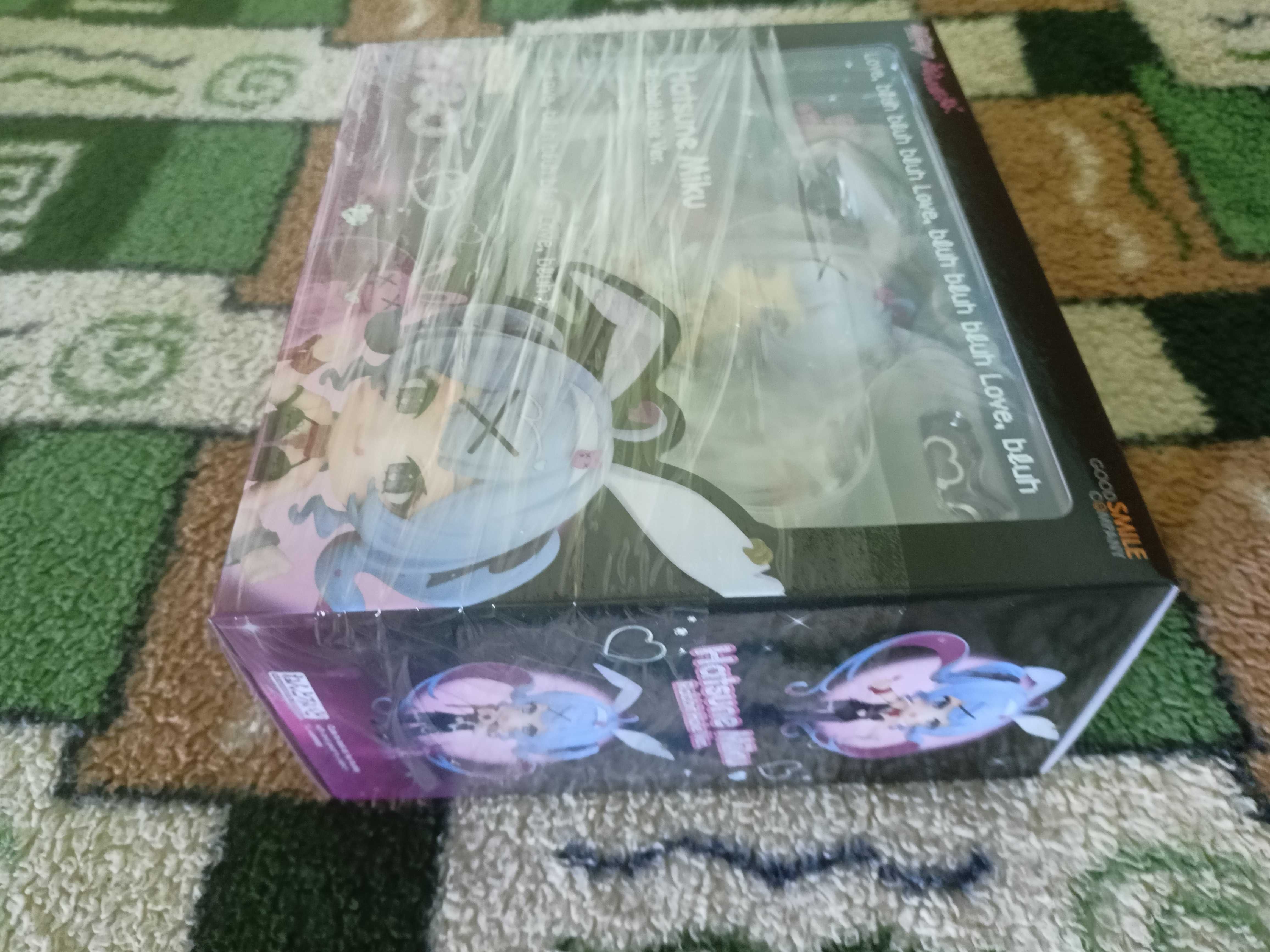 Фігурка Хацуне Міку Nendoroid (#2730) Rabbit Hole Ver.