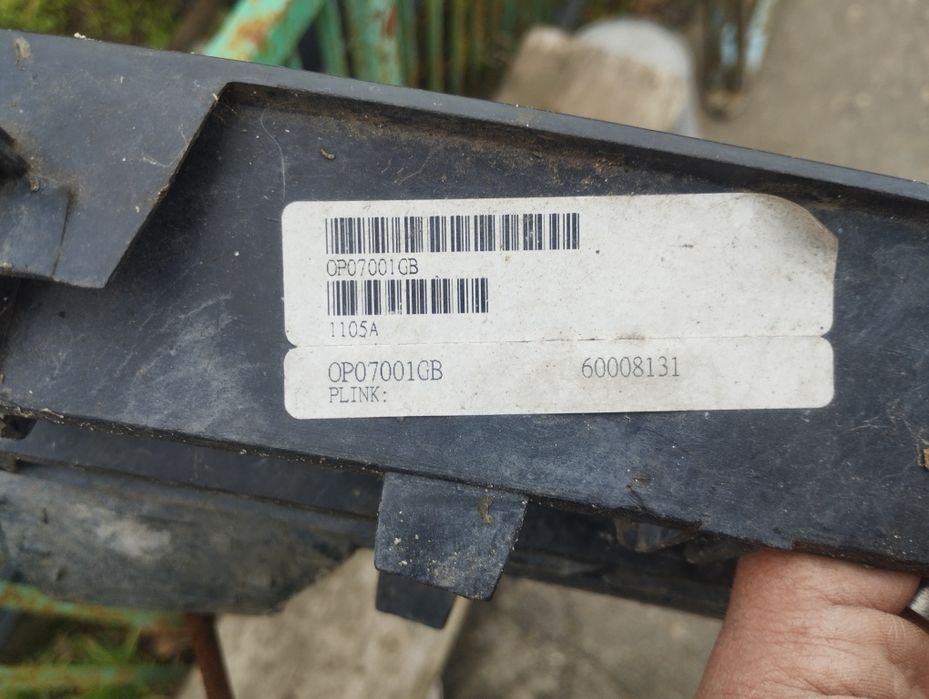 Решітка радіатора Opel Cadett