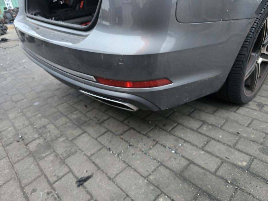 Zderzak tył audi a4 b9 kombi avant competition LX7R kompletny