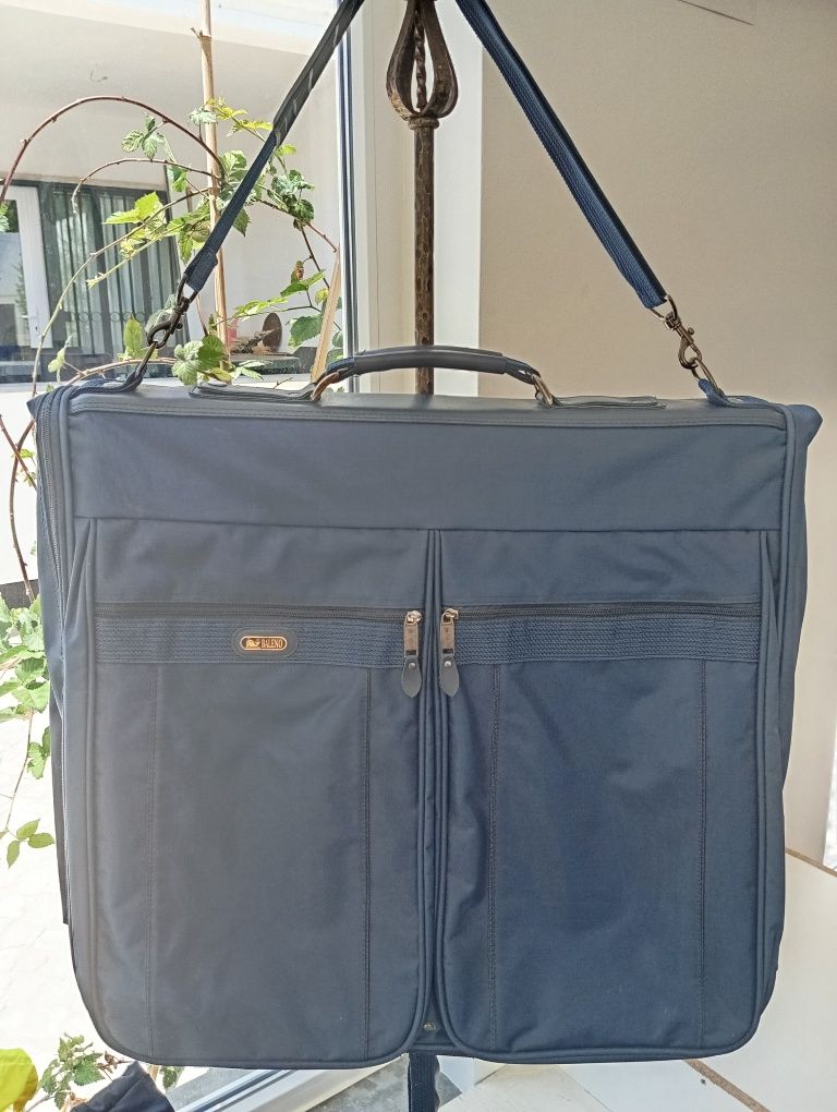 Porta-fatos Baleno