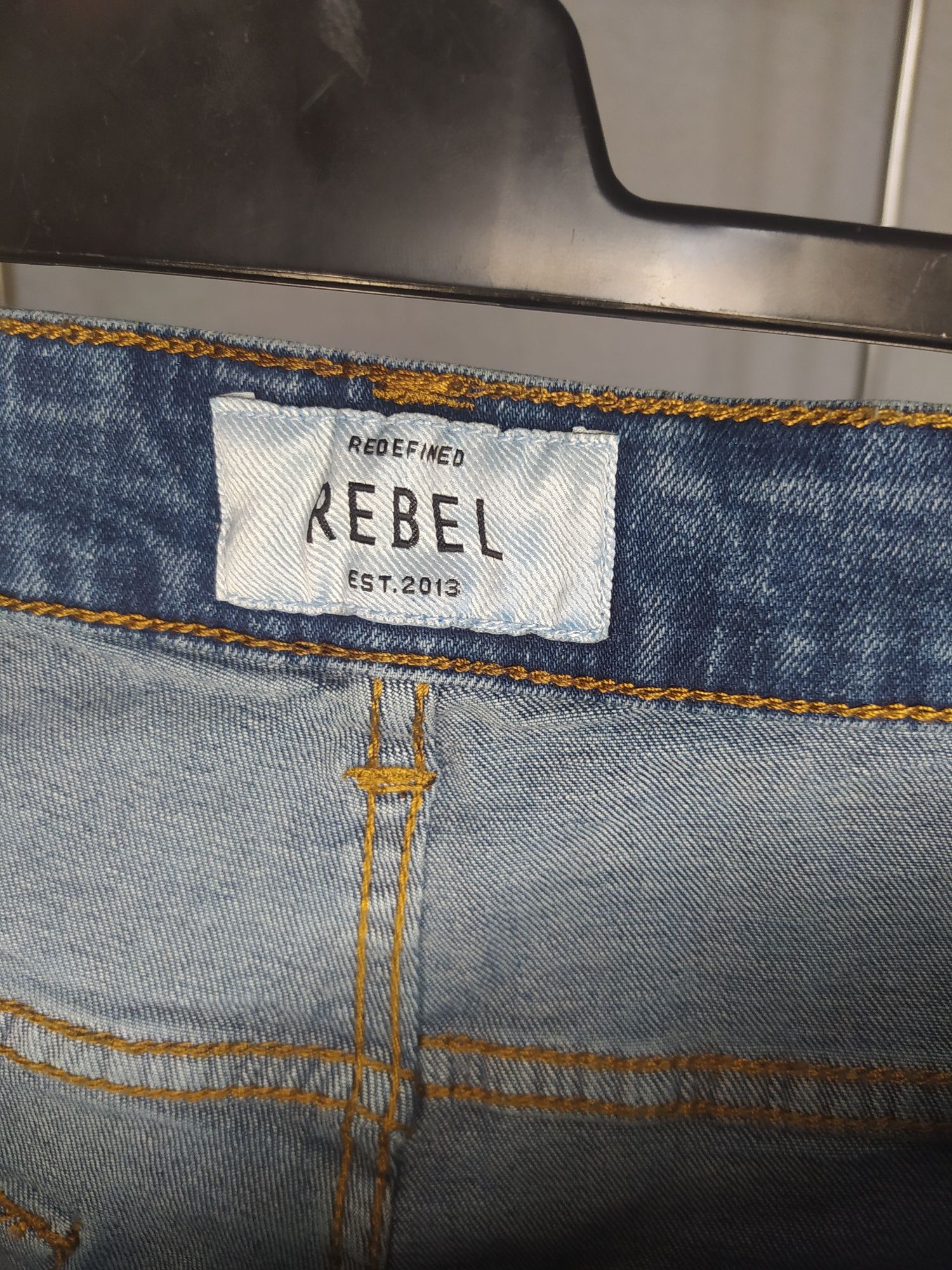 Redefined Rebel, męskie spodnie dżinsowe, r. 34/32