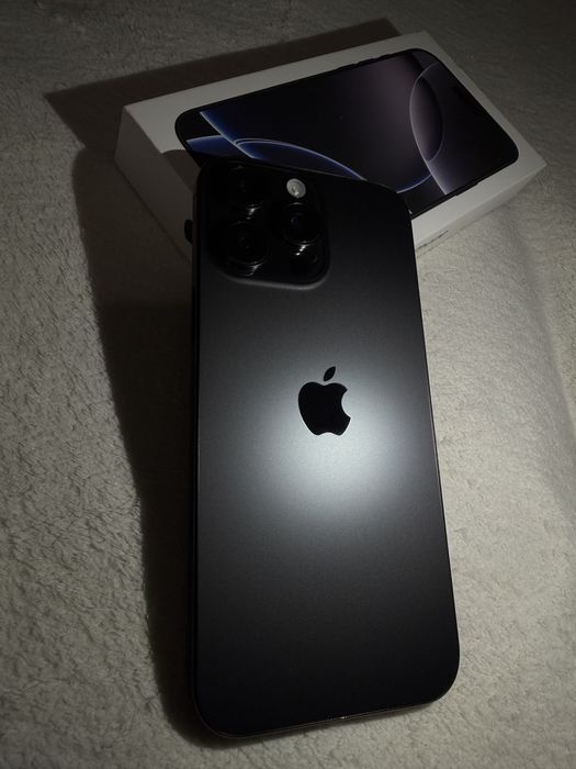 iPhone 16 Pro Max 256 GB Komplet + 2 etui gratis! DO NEGOCJACJI