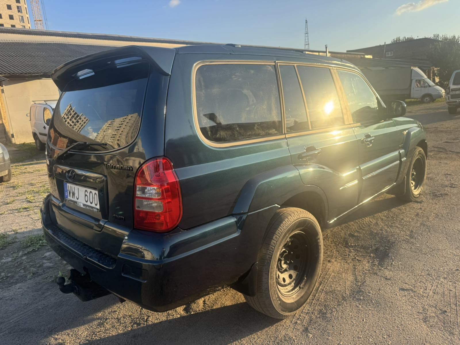 Hyundai Terracan 2005рік 2, 9дизель АКПП повний привід 4х4 гарний