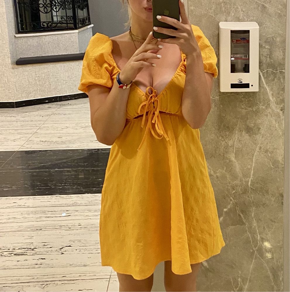 Платье H&M