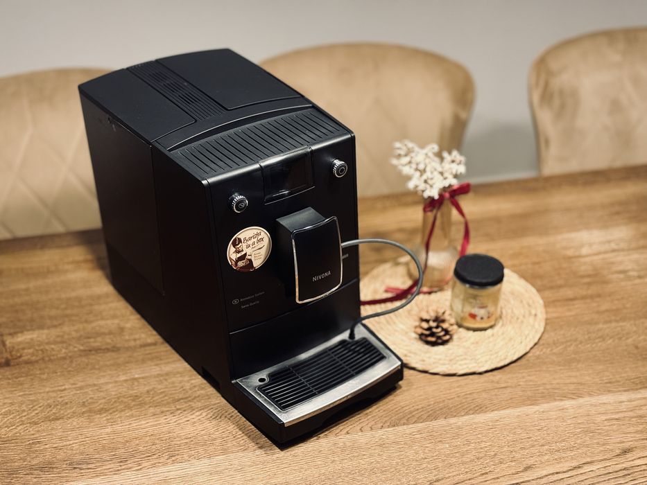 Ekspres ciśnieniowy  1455W Nivona CafeRomatica 759