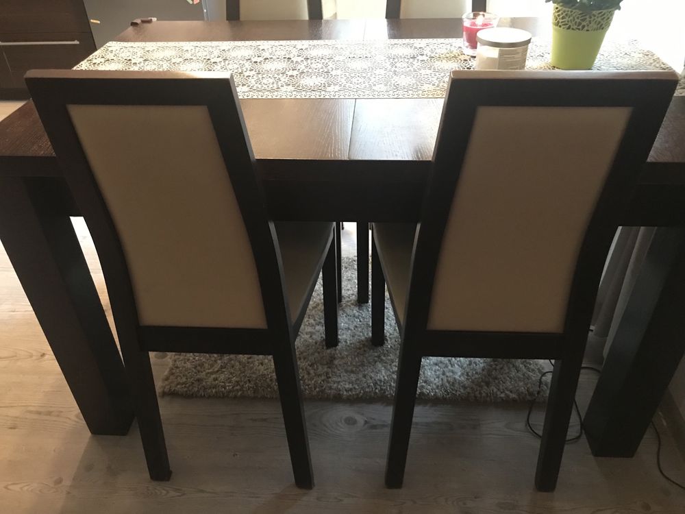 Stół z krzesłami + szafka TV gotowe do odbioru