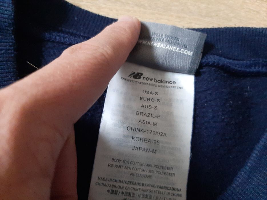 4  брендовых свитшота по цене одного