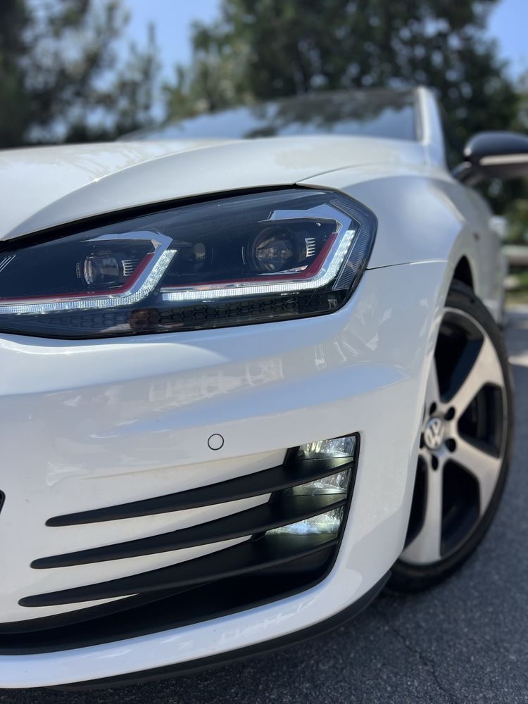 Продам Volkswagen Golf 7 GTI 2015 рік