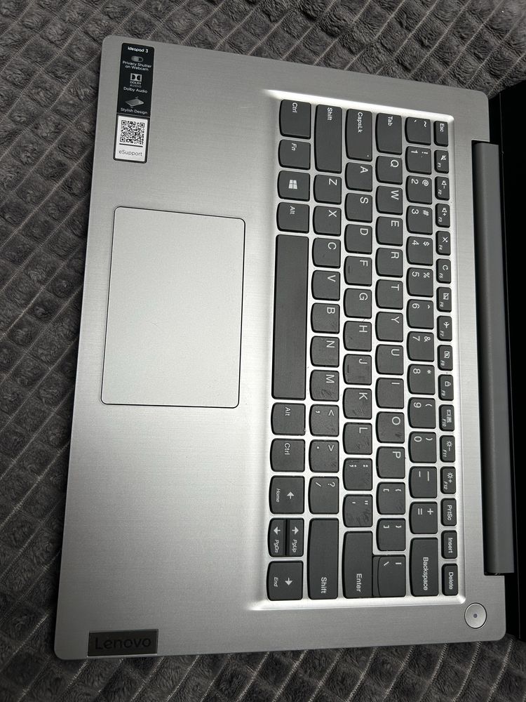 Laptop lenovo ideaPad 3
