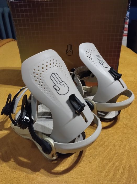 Przyjemne Wiązania Snowboardowe Damskie Bataleon Gata S/M Ładne