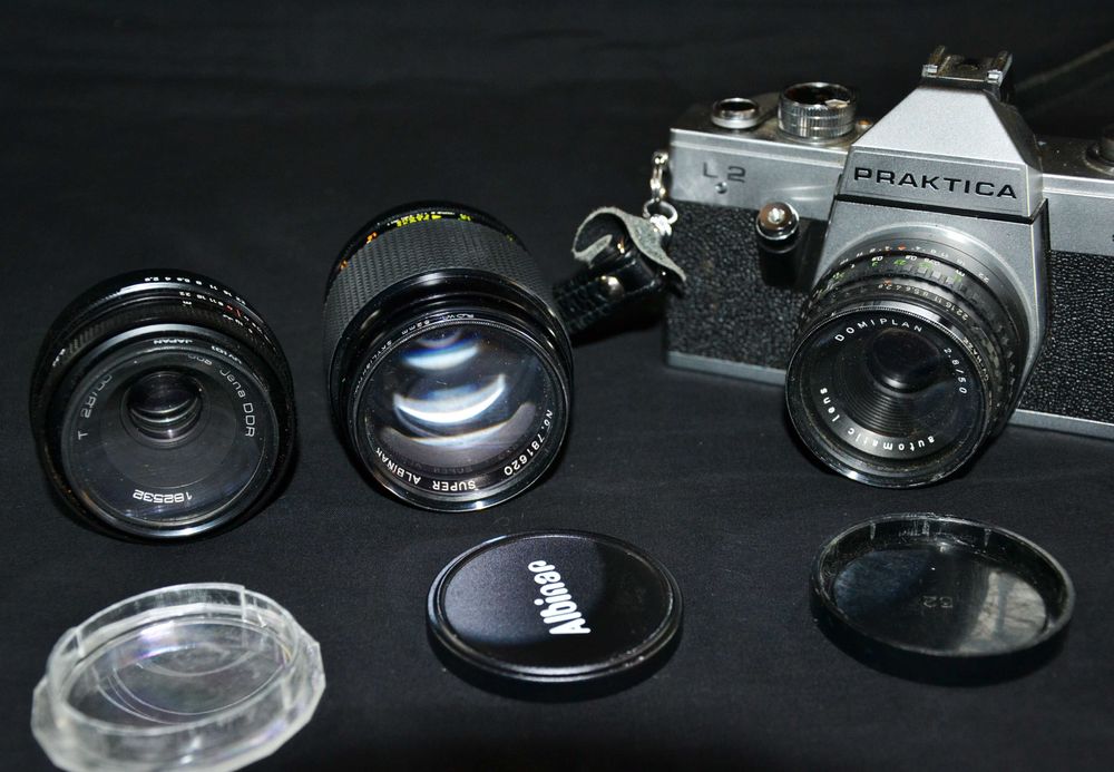 Зеркальный фотоаппарат Praktica l2