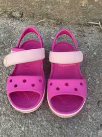 Crocs сандалі на дівчинку C 9