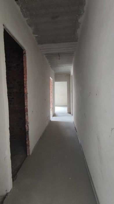 Найдешевша 2 к.кв. в зданій новобудові Виставка.