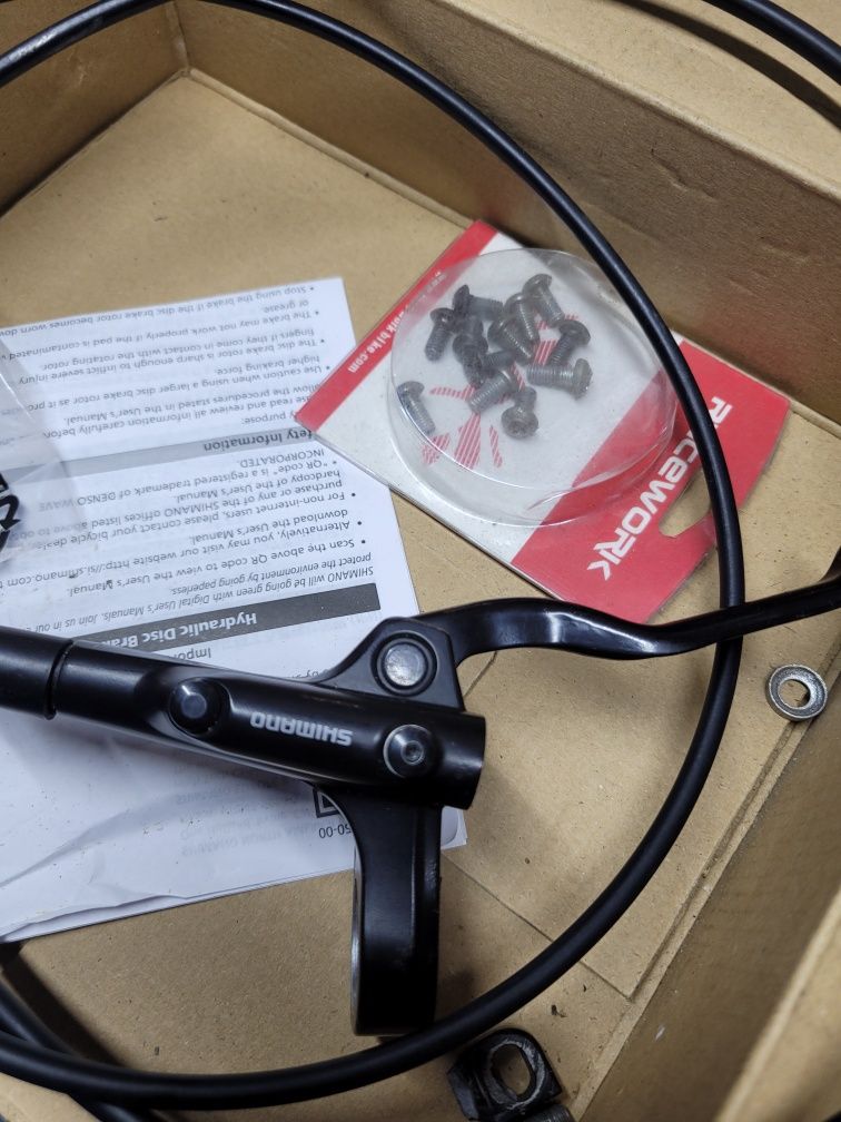 Manetka hamulec  hydrauliczna i mechaniczny shimano