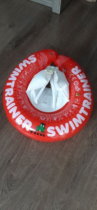 Koło do nauki pływania Swimtrainer czerwone 6-18 kg