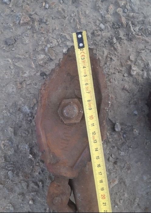 Ключ цепной буровий