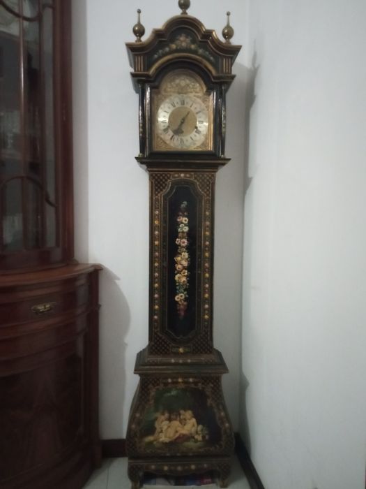 Belíssimo relógio da Reguladora. A funcionar, como novo.