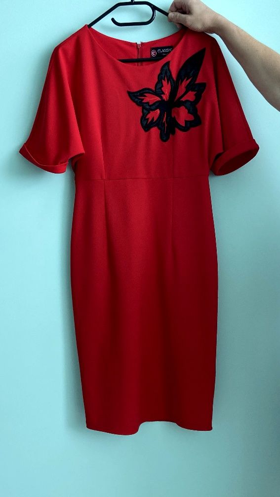 Плаття червоне, розмір 42-44