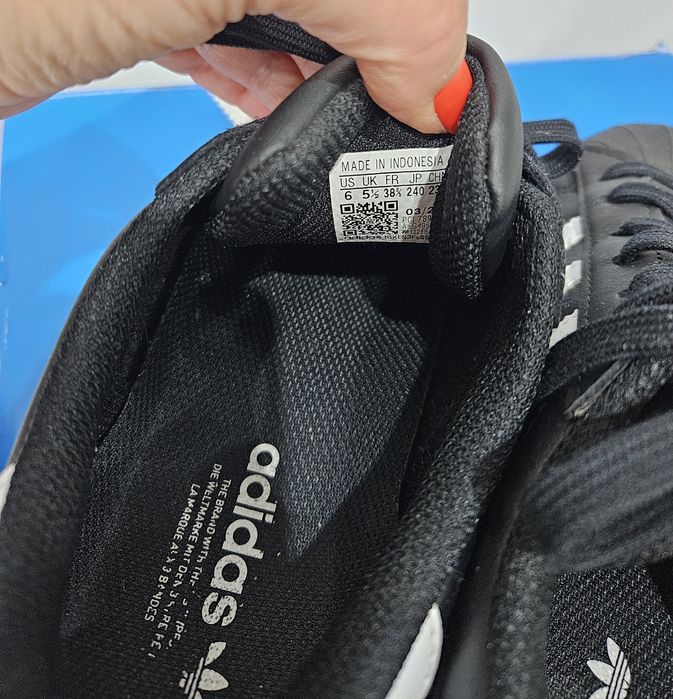 Buty  38 i 2/3 Adidas Originals skórzane Superstar EG4959 czarne sneak