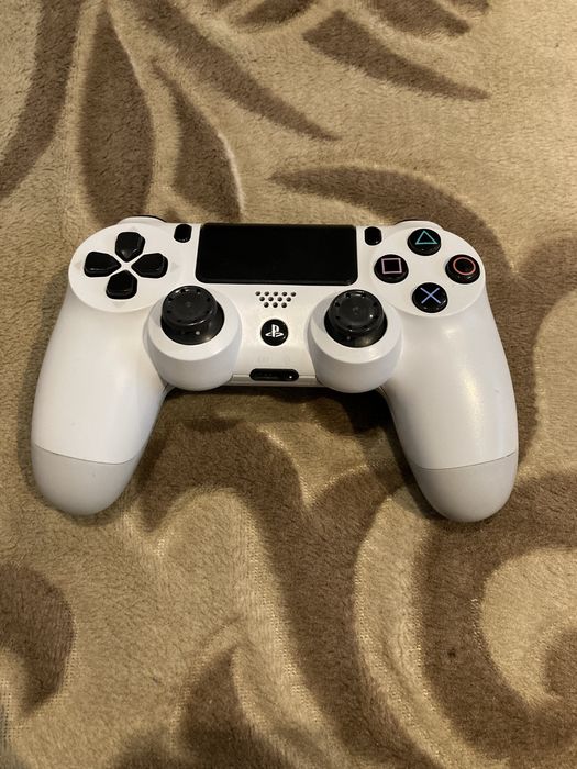 Pad playstation4 bialy (stan nieznany)