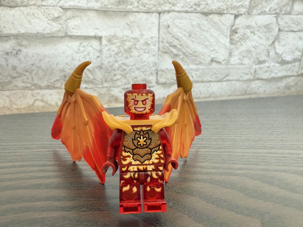 Figurka lego ninjago Crystalized Kai Golden Dragon