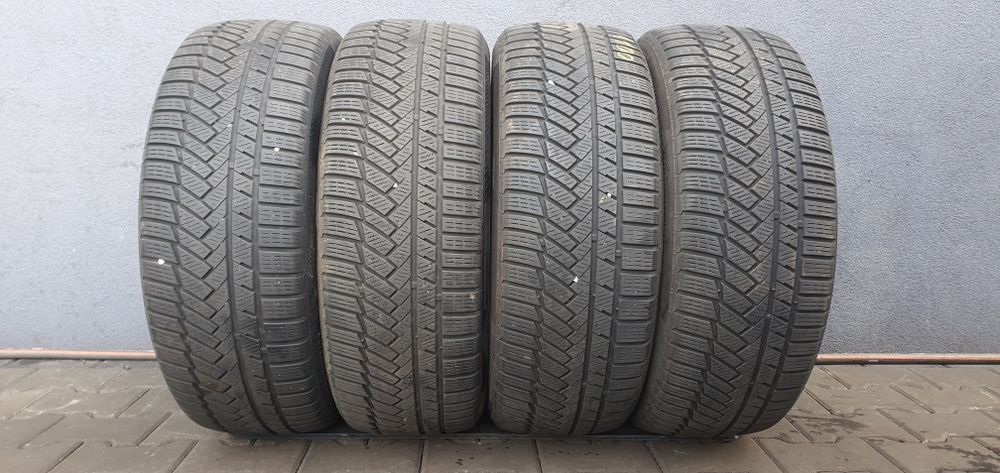 255/45/20 Continental