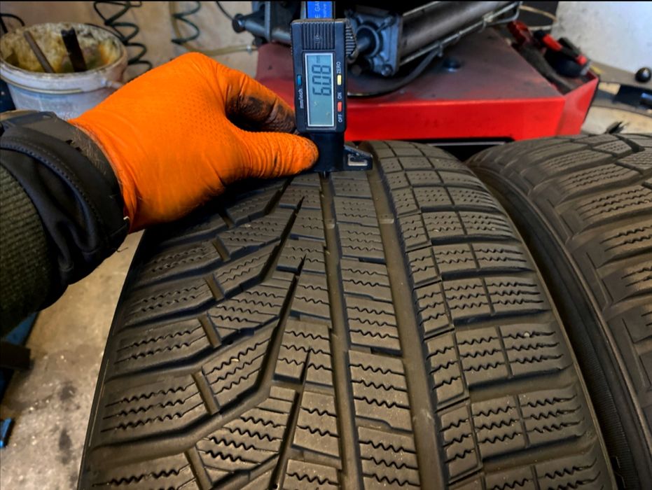 2019r 225/50 R17 98V HANKOOK Winter i*Cept Evo2 W320 M+S Bieżnik~6mm