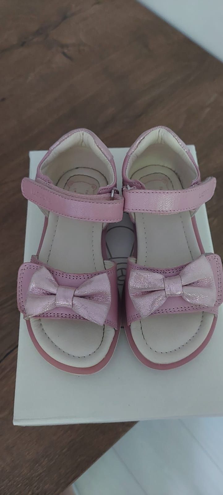 Sandały buty Lasocki 26 dla dziewczynki jak Nowe 1 raz zalozone. Skorz