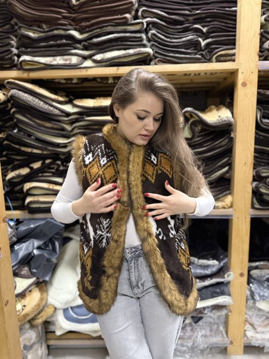 Жилетки з овчини, кожух, безрукавка