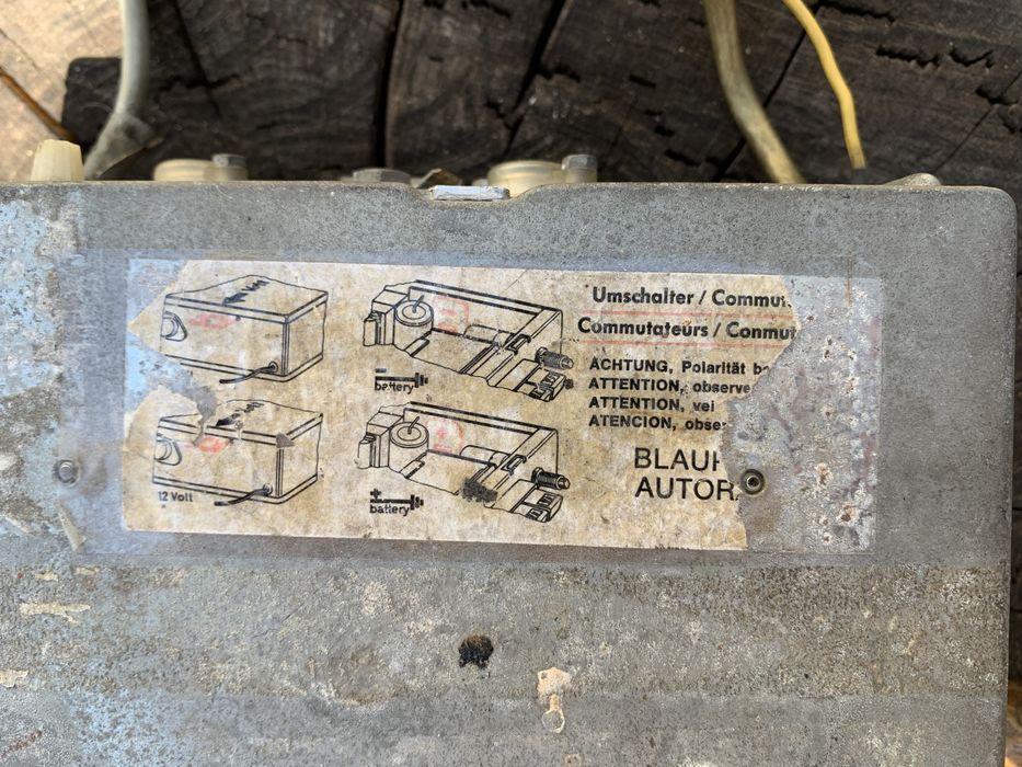 Автомобильное радио BLAUPUNKT Ретро