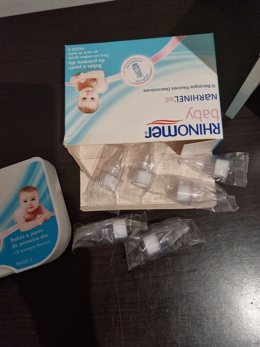 Aspirador nasal para bebé com recargas Rhinomer