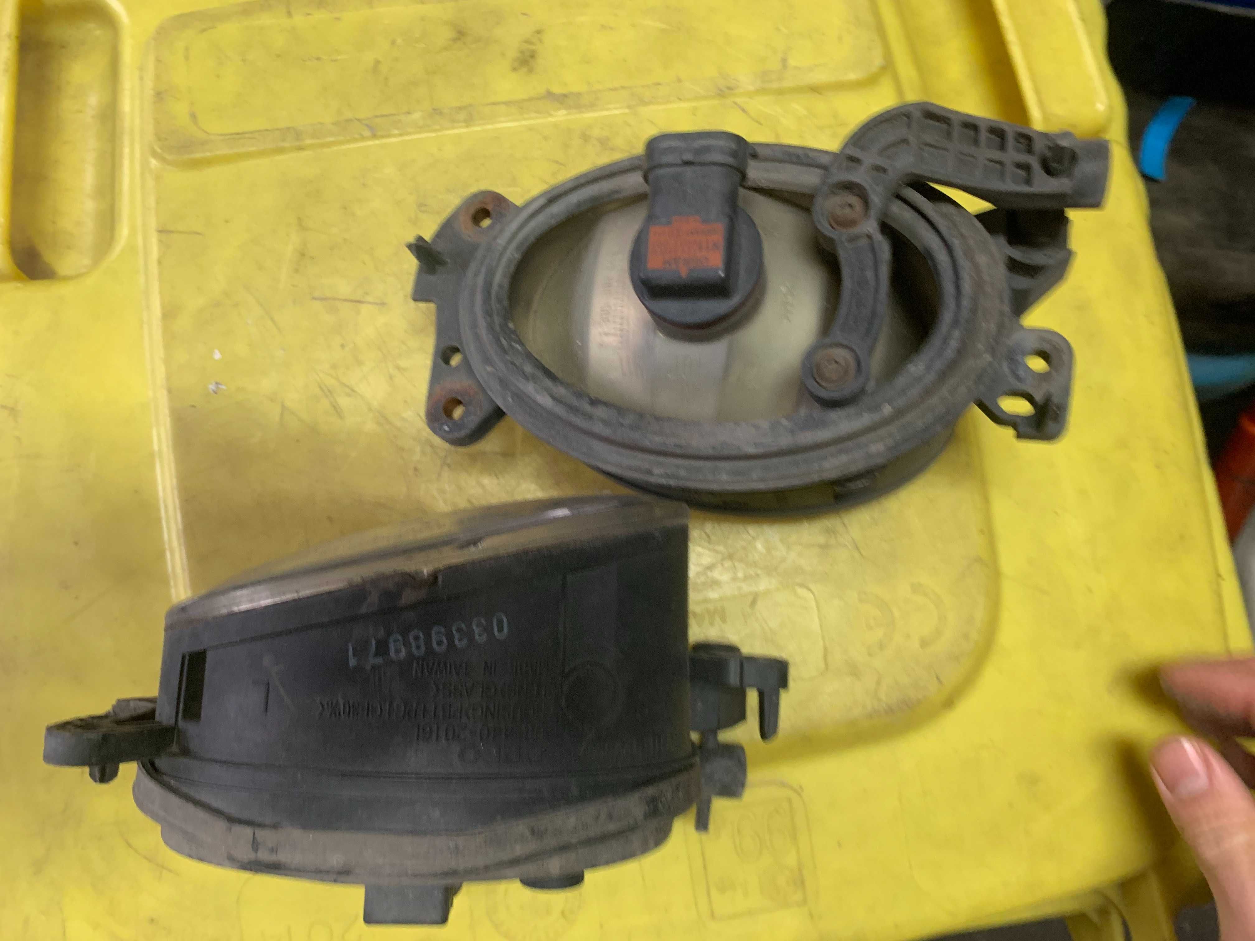 Mercedes E klasa W211 LIFT Halogen lampa soczewka w zderzaku