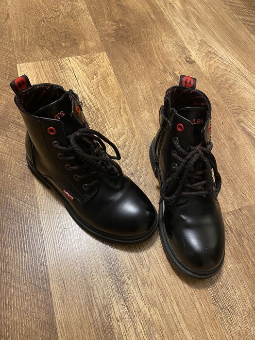 Черевики для дівчинки Levis